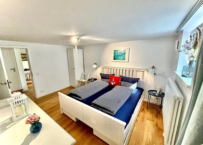 100M2 Fewo Im Haus Am See Mit Garten Bei Potsdam